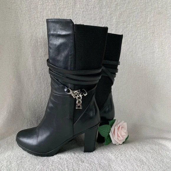 Arctica Exclusive Leather Waterproof Chained Heeled Boots - Picture 11 of 15